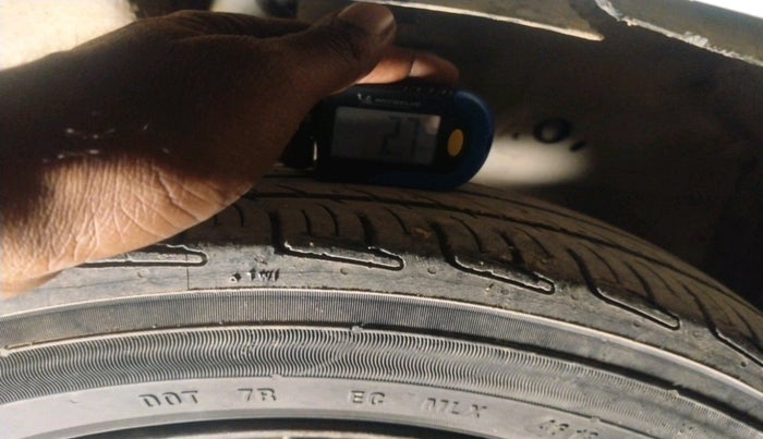 2011 Maruti Wagon R 1.0 VXI, Petrol, Manual, 1,27,388 km, tyre