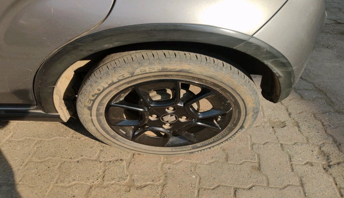 2020 Maruti IGNIS ZETA 1.2, Petrol, Manual, 40,553 km, tyre