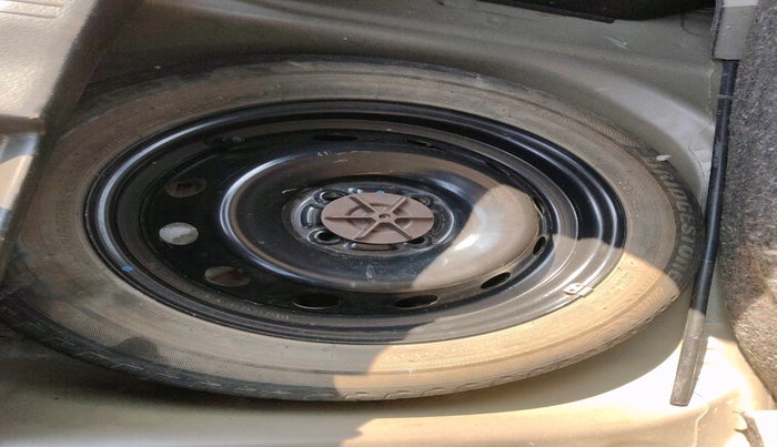 2020 Maruti IGNIS ZETA 1.2, Petrol, Manual, 40,553 km, tyre