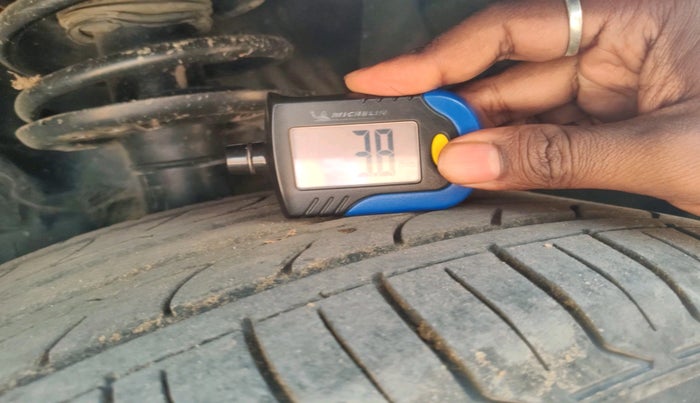 2018 Maruti Vitara Brezza VDI, Diesel, Manual, 96,455 km, tyre