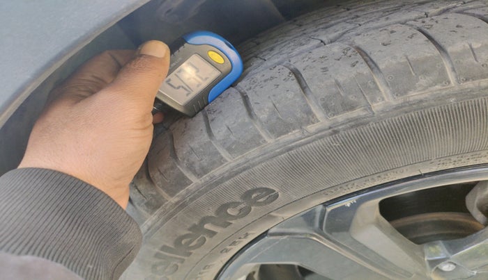 2022 Tata NEXON XZA PLUS (O) PETROL DARK EDITION, Petrol, Automatic, 35,564 km, tyre