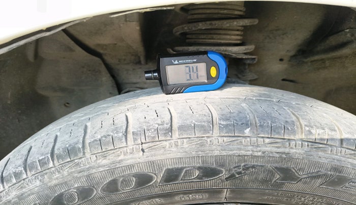 2011 Nissan Micra XV PETROL, Petrol, Manual, 1,02,570 km, tyre