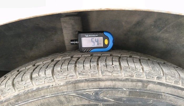 2011 Nissan Micra XV PETROL, Petrol, Manual, 1,02,570 km, tyre