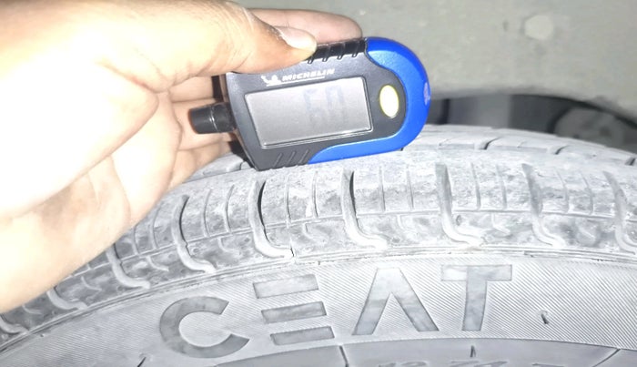 2018 Maruti Alto 800 LXI, Petrol, Manual, 65,912 km, tyre