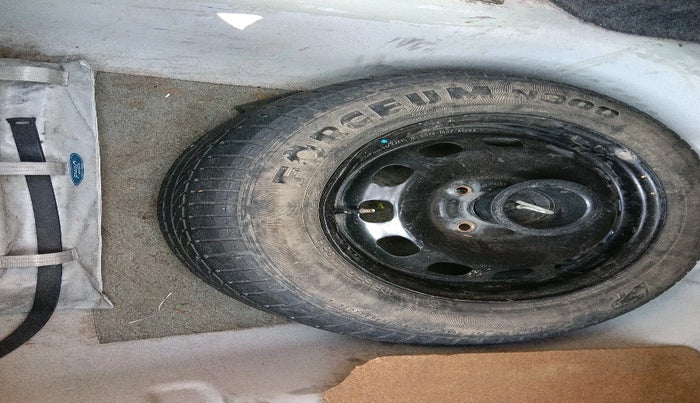 2011 Ford Fiesta EXI 1.4 PETROL, Petrol, Manual, 82,143 km, tyre