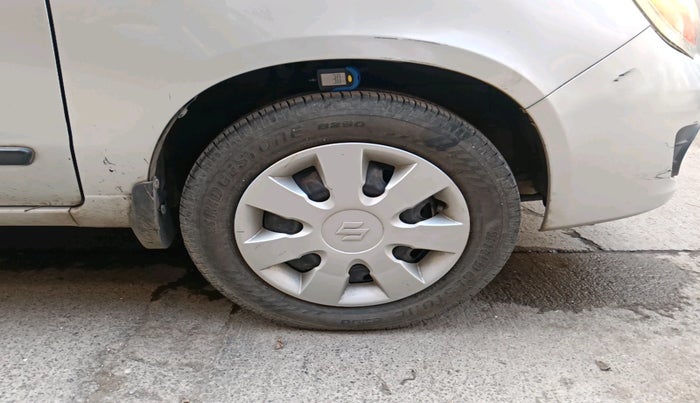 2011 Maruti Alto K10 VXI, Petrol, Manual, 66,766 km, tyre