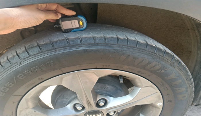 2020 KIA SELTOS HTK PLUS 1.5, Petrol, Manual, 52,515 km, tyre