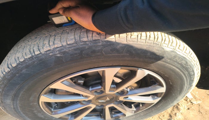 2024 Mahindra SCORPIO-N Z8 S Diesel MT 2WD 7 STR, Diesel, Manual, 34,513 km, tyre