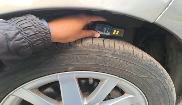 2011 Renault Fluence 1.5 E2, Diesel, Manual, 86,229 km, tyre