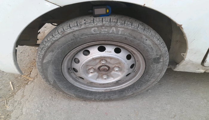 2016 Hyundai Eon D-LITE+, Petrol, Manual, 69,401 km, tyre