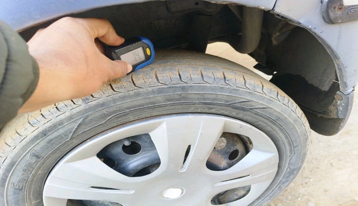 2011 Maruti Wagon R 1.0 VXI, Petrol, Manual, 1,33,195 km, tyre