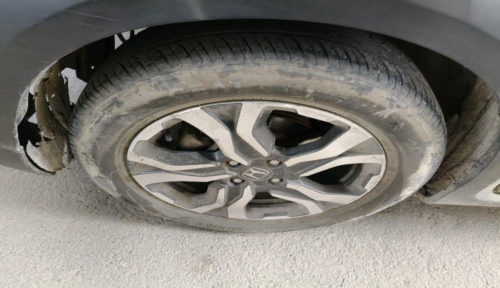 2017 Honda WR-V 1.2L I-VTEC VX MT, Petrol, Manual, 1,89,032 km, tyre