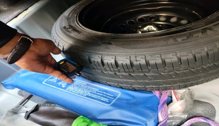 2022 Honda City 1.5L I-VTEC V MT 5TH GEN, Petrol, Manual, 24,954 km, tyre