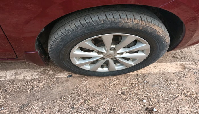 2014 Maruti Ertiga ZDI, Diesel, Manual, 1,29,220 km, tyre