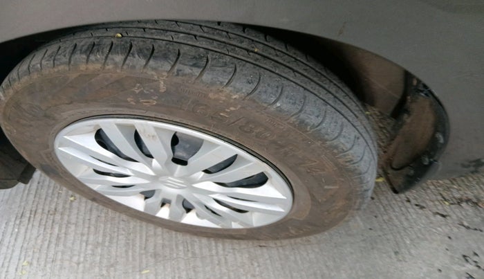 2018 Maruti Dzire VXI, Petrol, Manual, 75,160 km, tyre
