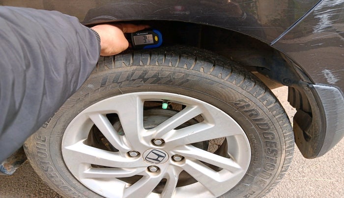 2016 Honda Jazz 1.2L I-VTEC V, Petrol, Manual, 97,987 km, tyre