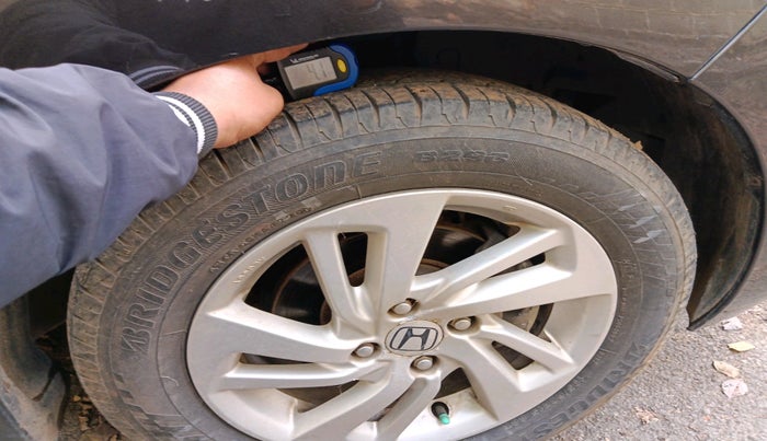 2016 Honda Jazz 1.2L I-VTEC V, Petrol, Manual, 97,987 km, tyre