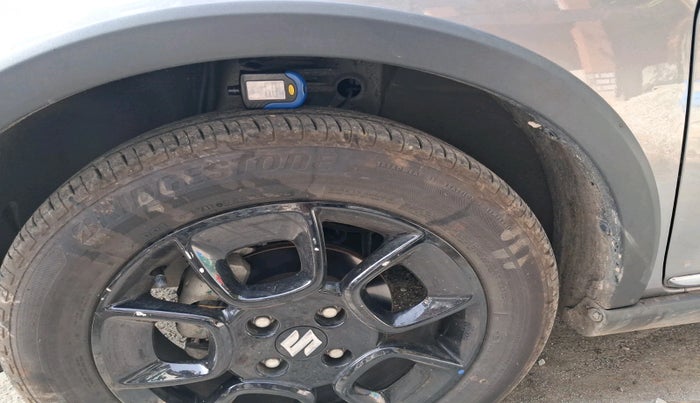 2023 Maruti IGNIS ZETA 1.2 AMT, Petrol, Automatic, 5,106 km, tyre