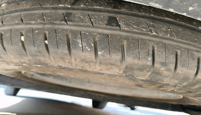 2025 Tata PUNCH ADVENTURE MT CNG , Petrol, Manual, 5,981 km, tyre