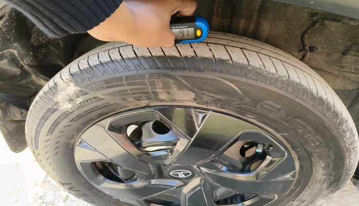 2025 Tata PUNCH ADVENTURE MT CNG , Petrol, Manual, 5,981 km, tyre