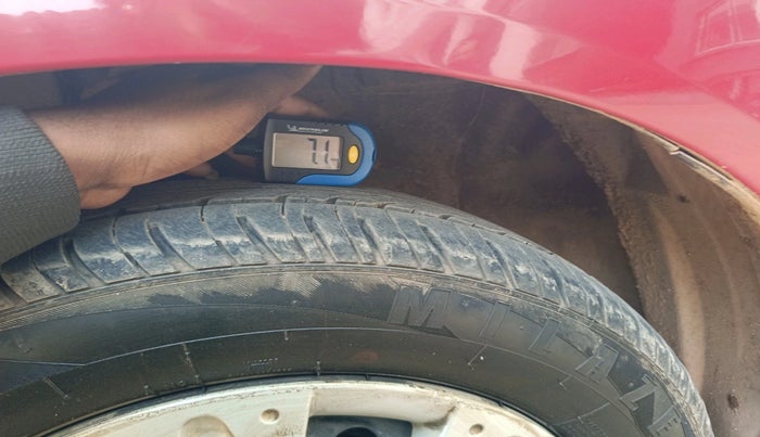 2016 Honda Brio S MT, Petrol, Manual, 33,497 km, tyre