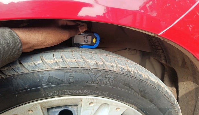 2016 Honda Brio S MT, Petrol, Manual, 33,497 km, tyre