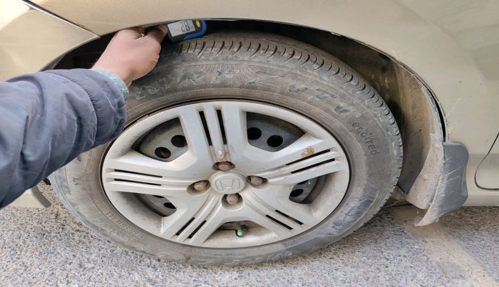 2010 Honda City 1.5L I-VTEC S MT, Petrol, Manual, 1,29,058 km, tyre