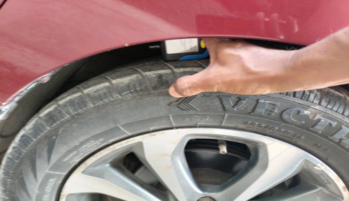 2014 Hyundai Xcent SX 1.2 (O), Petrol, Manual, 1,03,162 km, tyre