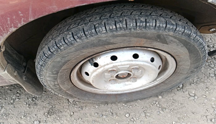 2010 Maruti Alto LXI, Petrol, Manual, 56,343 km, tyre