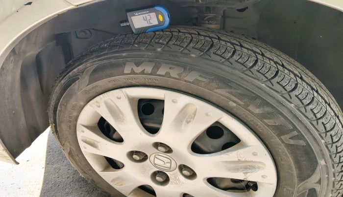 2016 Honda Brio S MT, Petrol, Manual, 21,506 km, tyre