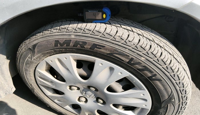 2016 Honda Brio S MT, Petrol, Manual, 21,506 km, tyre