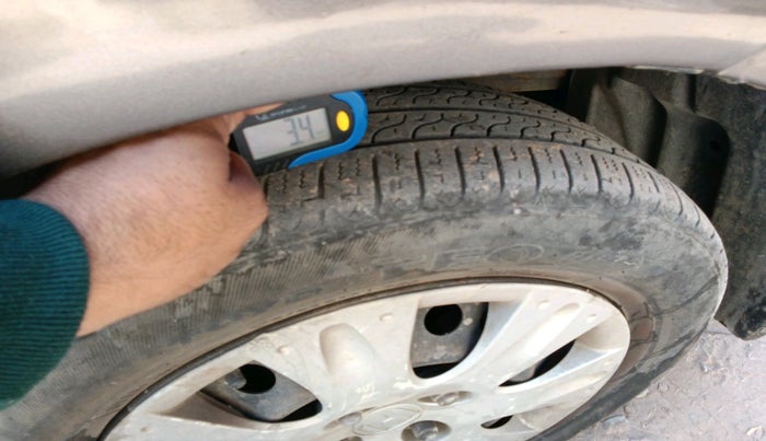 2016 Honda Amaze 1.2L I-VTEC S, Petrol, Manual, 75,823 km, tyre