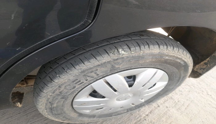 2021 Maruti Alto VXI, Petrol, Manual, 30,292 km, tyre