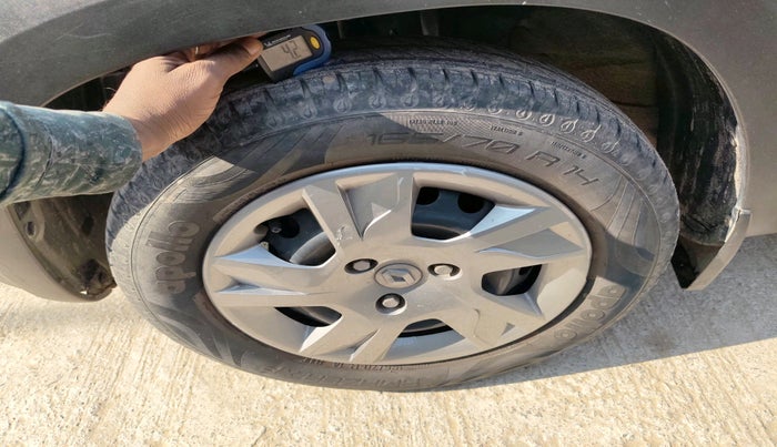 2021 Renault Kwid RXT 1.0 (O), Petrol, Manual, 26,077 km, tyre