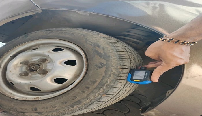 2010 Maruti Zen Estilo LXI, Petrol, Manual, 33,431 km, tyre