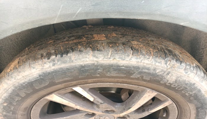 2022 Mahindra XUV700 AX 3 D MT 7 STR, Diesel, Manual, 85,483 km, tyre