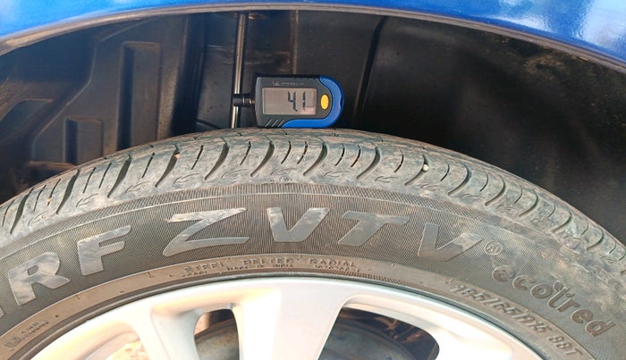 2012 Maruti Swift ZXI, Petrol, Manual, 62,172 km, tyre