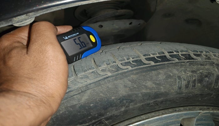 2014 Honda City 1.5L I-VTEC SV, Petrol, Manual, 1,18,030 km, tyre