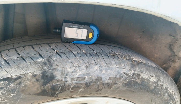 2018 Maruti Swift LXI, Petrol, Manual, 64,820 km, tyre