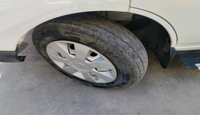 2020 Maruti Eeco 5 STR WITH A/C+HTR, Petrol, Manual, 35,958 km, tyre