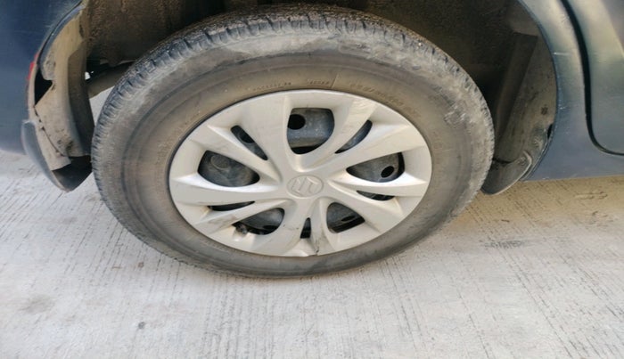 2019 Maruti Swift VXI, Petrol, Manual, 96,675 km, tyre