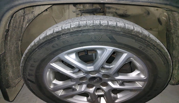 2018 Jeep Compass LIMITED 2.0 DIESEL, Diesel, Manual, 1,06,307 km, tyre