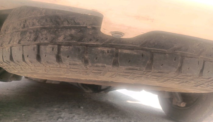 2015 Mahindra Scorpio S2, Diesel, Manual, 1,78,097 km, tyre