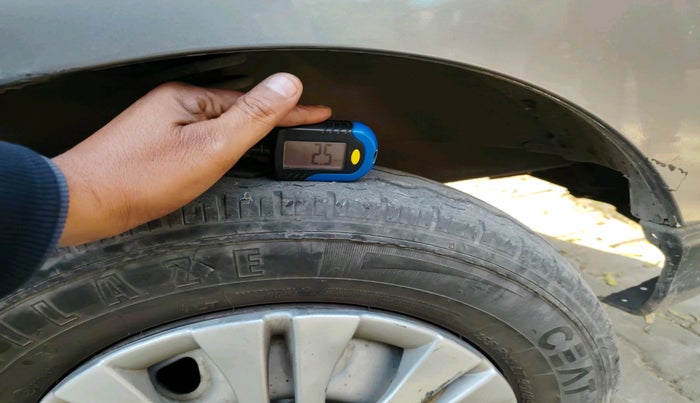 2011 Maruti Eeco 5 STR WITH A/C+HTR, Petrol, Manual, 55,778 km, tyre