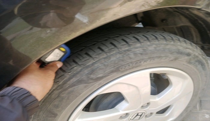 2017 Honda City 1.5L I-VTEC V MT, Petrol, Manual, 29,412 km, tyre