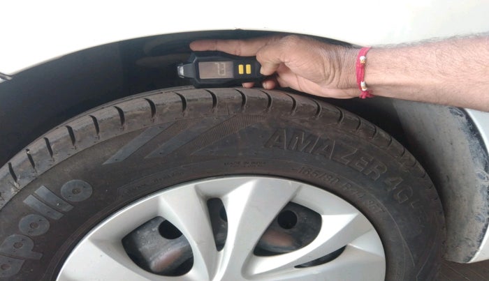 2018 Maruti Swift VXI, Petrol, Manual, 64,419 km, tyre