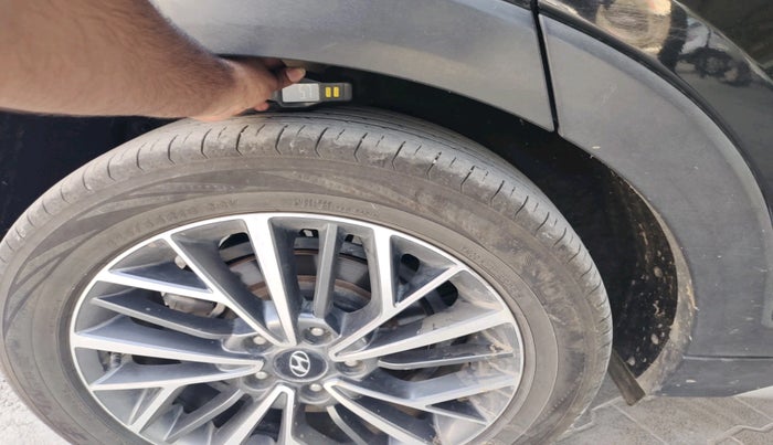 2021 Hyundai Tucson GLS 4WD AT DIESEL, Diesel, Automatic, 1,27,547 km, tyre