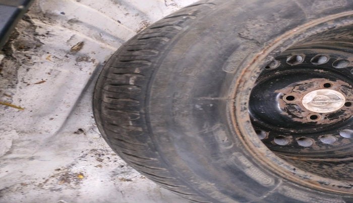 2011 Honda City 1.5L I-VTEC S MT, Petrol, Manual, 1,19,825 km, tyre