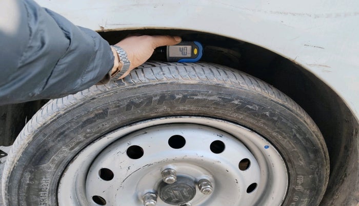 2011 Hyundai i10 MAGNA 1.2, Petrol, Manual, 94,696 km, tyre