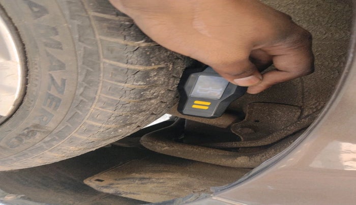 2014 Maruti Wagon R 1.0 VXI, Petrol, Manual, 24,359 km, tyre